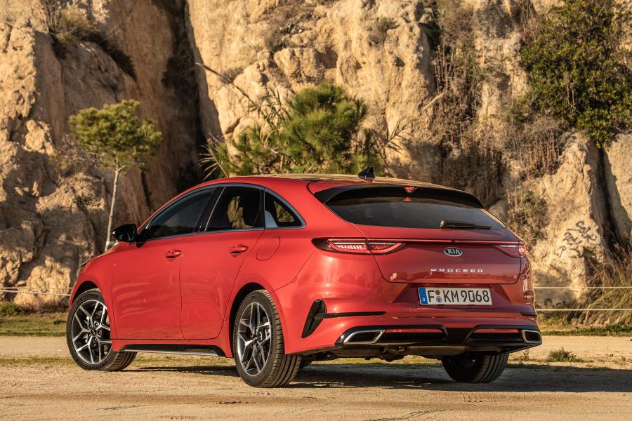  Kia ProCeed GT Line 2019 года  (WW) (фото 36 из 40)